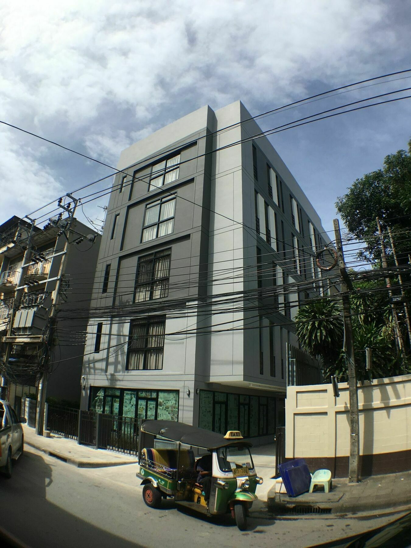 28 Place Bangkok Buitenkant foto